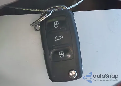 2016 Volkswagen Jetta 2.0T Gli Sel z USA, uszkodzony, nr VIN 3VW4T7AJ9GM280112